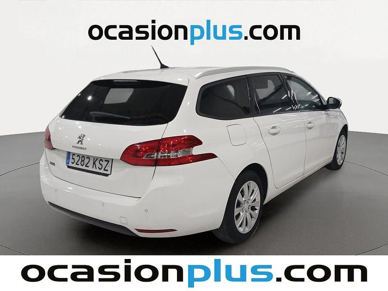 Usado Peugeot 308 SW Style 131 CV (96 kW) 2019 Blanco Familiar