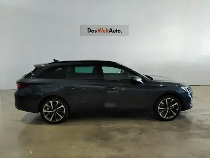 Usado Seat Leon FR 204 CV (150 kW) 2020 Gris
