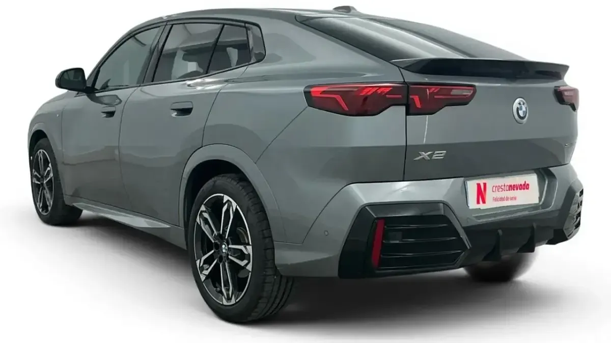 Usado BMW X2 163 CV (119 kW) 2025 Gris SUV