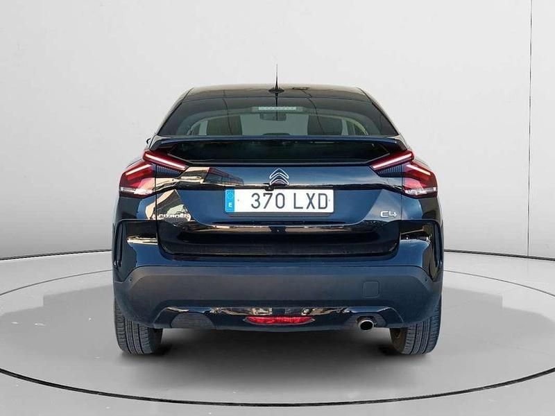 Usado Citroën C4 Feel 111 CV (81 kW) 2022 Negro Berlina