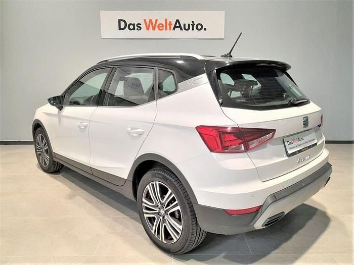Usado Seat Arona Xperience 115 CV (84 kW) 2025 Blanco SUV