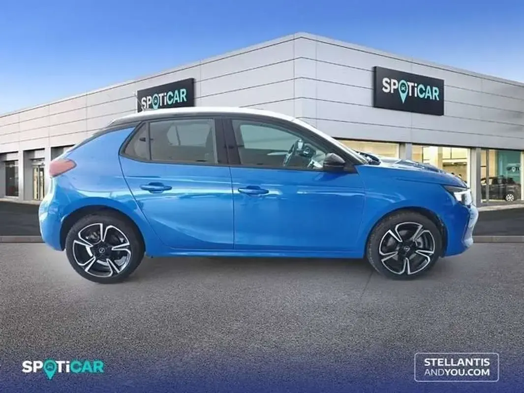 Usado Opel Corsa 111 CV (81 kW) 2025 Azul Utilitario