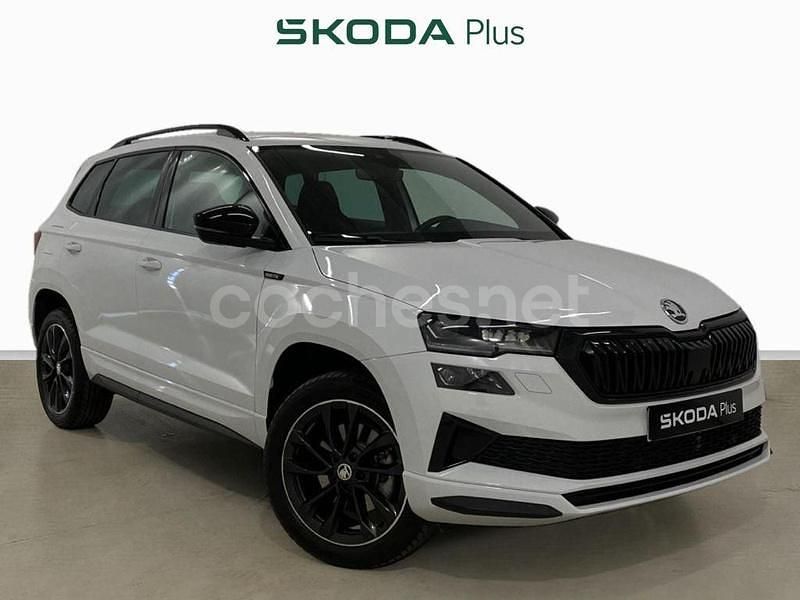 Blanco Usado 2025 Skoda Karoq SportLine SUV | 32.400 € (Caro) - Imagen 1/4