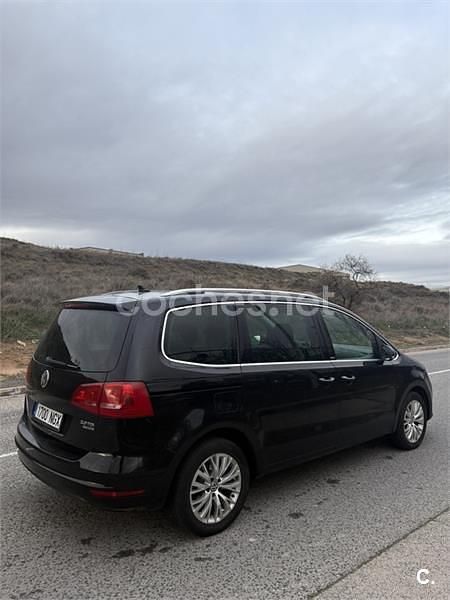 Usado VW Sharan Advance 140 CV (102 kW) 2012 Negro Monovolumen