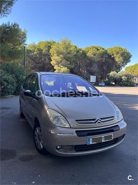 Beige Usado 2004 Citroën Xsara Picasso Monovolumen | 2500 € (Precio justo) - Imagen 1/4
