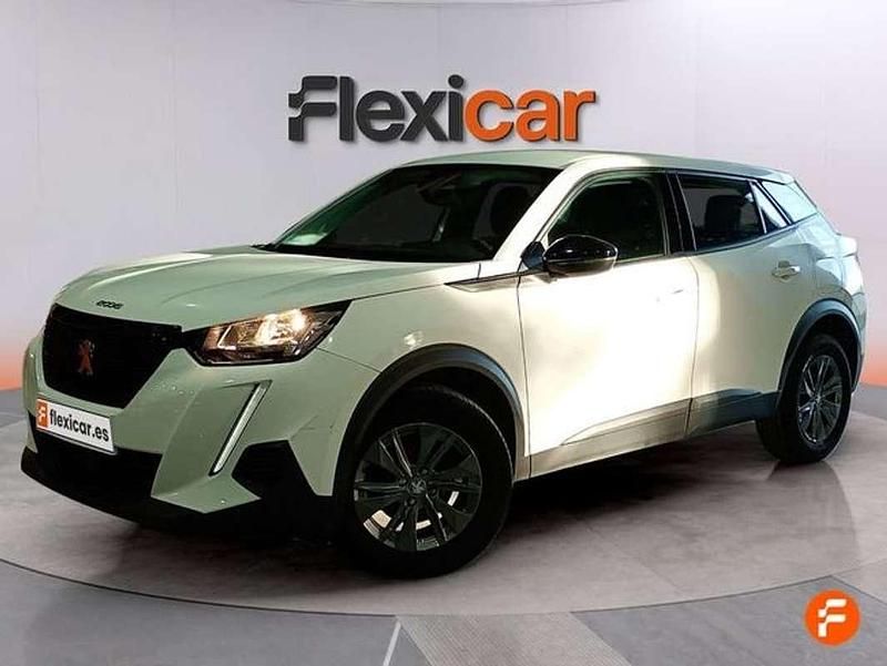 Usado Peugeot 2008 Active 101 CV (74 kW) 2022 Blanco SUV