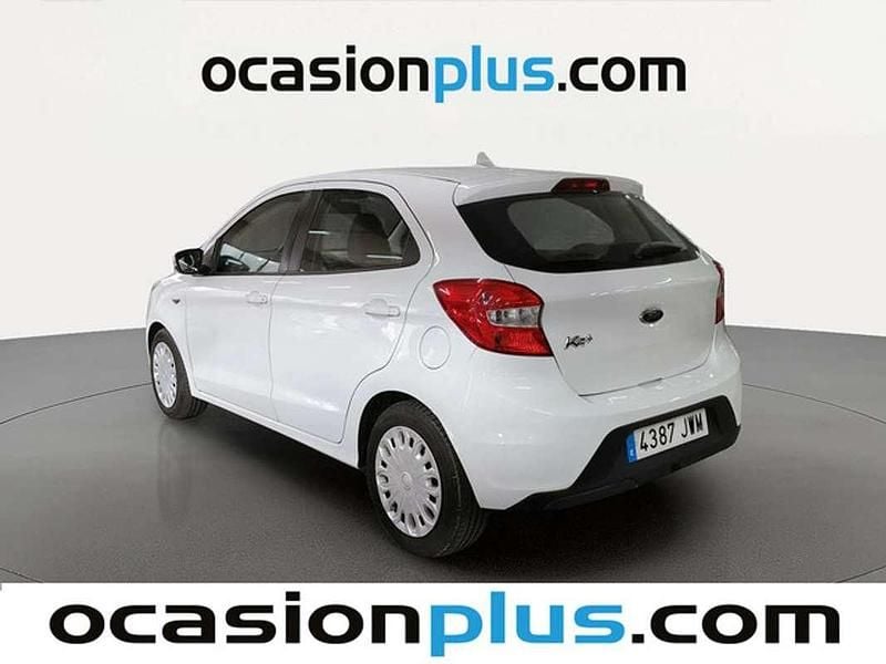 Usado Ford Ka Plus 69 CV (50 kW) 2017 Blanco Utilitario