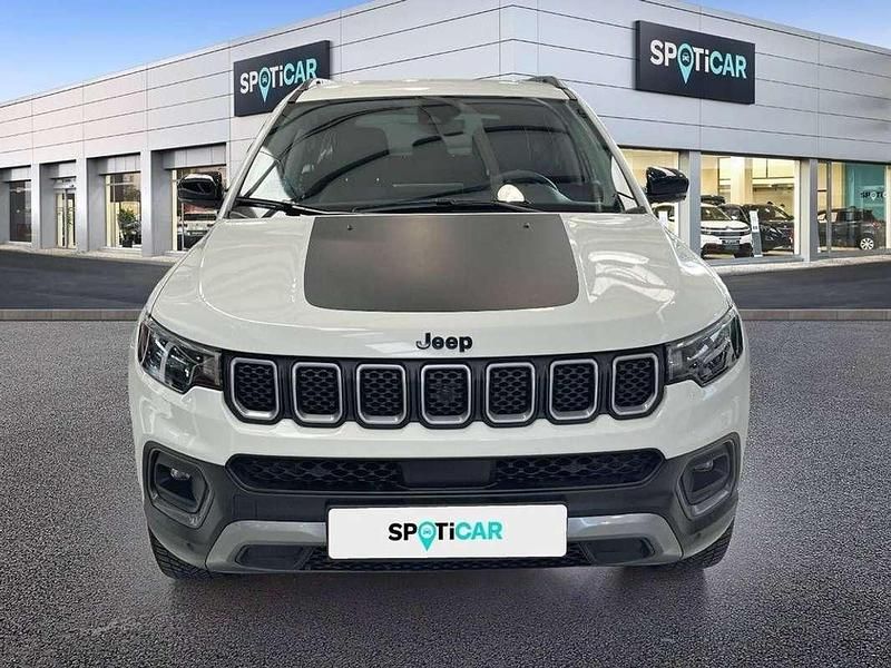 Usado Jeep Compass Limited 190 CV (139 kW) 2023 Gris SUV