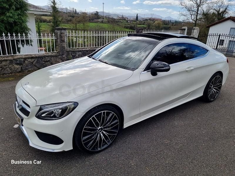 Usado Mercedes C300 AMG line 245 CV (180 kW) 2016 Blanco Coupe