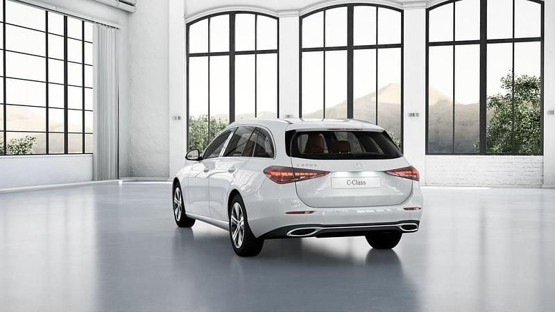 Usado Mercedes C200 163 CV (119 kW) 2025 Blanco Familiar