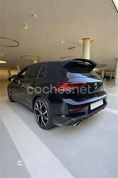Usado VW Golf VII GTI Clubsport 301 CV (221 kW) 2021 Negro Utilitario