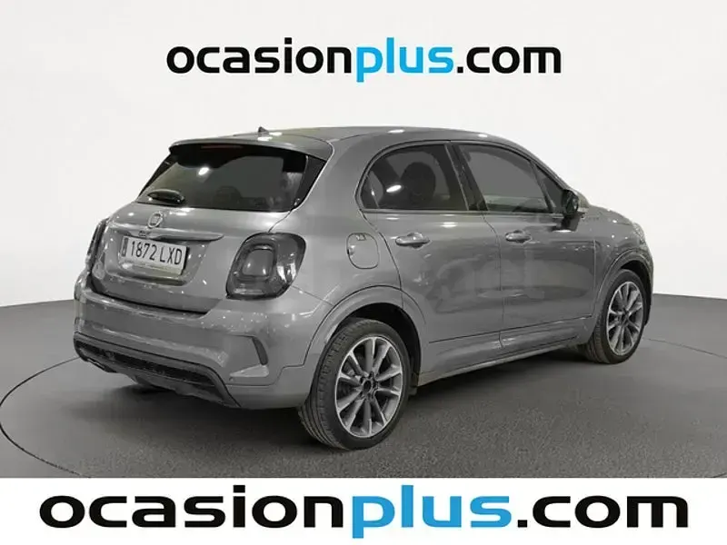 Usado Fiat 500X Dolcevita 130 CV (95 kW) 2022 Gris / plata SUV
