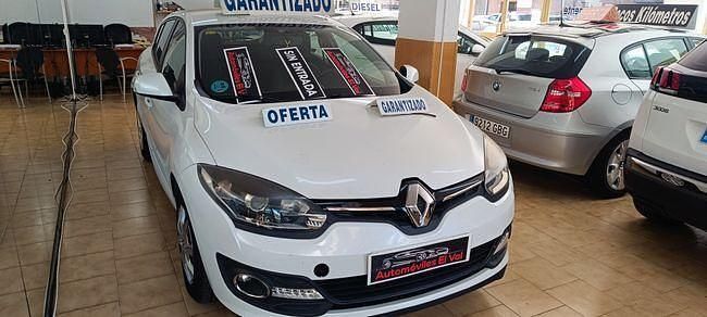 Usado Renault Mégane III Intens 115 CV (84 kW) 2015 Blanco