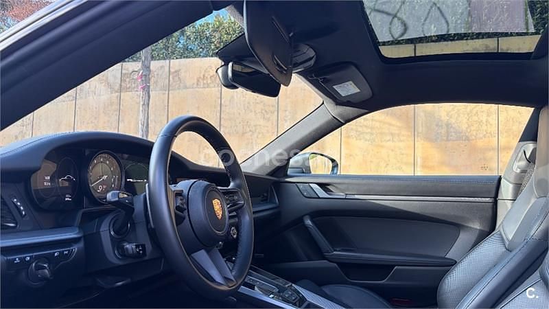 Usado Porsche 911 Carrera S 450 CV (330 kW) 2022 Gris / plata Coupe