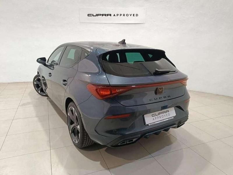 Usado Cupra Leon 150 CV (110 kW) 2023 Gris Utilitario