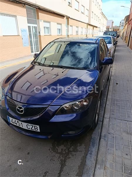 Usado Mazda 3 Sportive 109 CV (80 kW) 2004 Azul Berlina