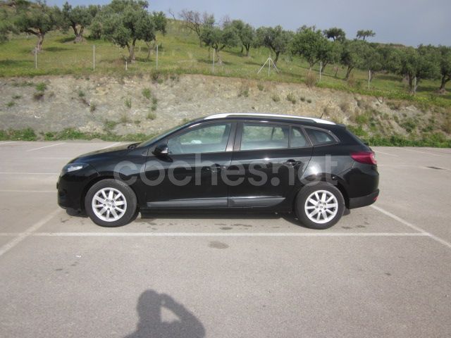 Negro Usado 2011 Renault Mégane GrandTour Dynamique Familiar | 7500 € (Un poco caro) - Imagen 1/4