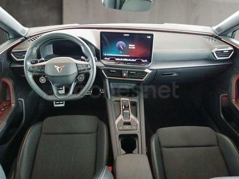 Usado Cupra Leon 150 CV (110 kW) 2025 Gris / plata Familiar