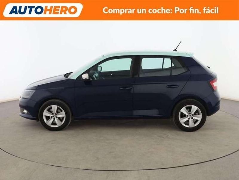 Usado Skoda Fabia Ambition 110 CV (80 kW) 2016 Azul Utilitario