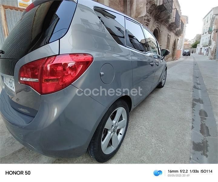 Gris / plata Usado 2010 Opel Meriva Enjoy Monovolumen | 3500 € (Precio justo) - Imagen 1/4