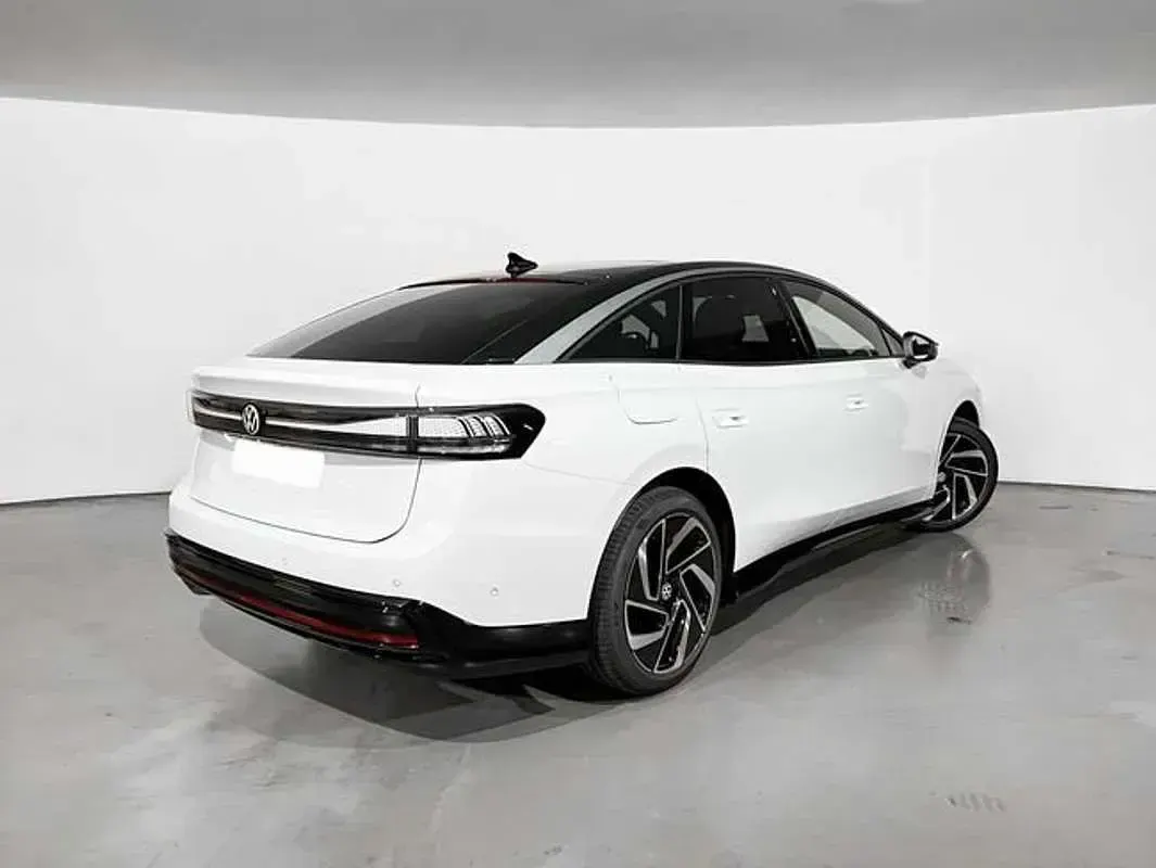 Usado VW ID.7 Pro 210 kW (286 CV) 2024 Blanco Berlina