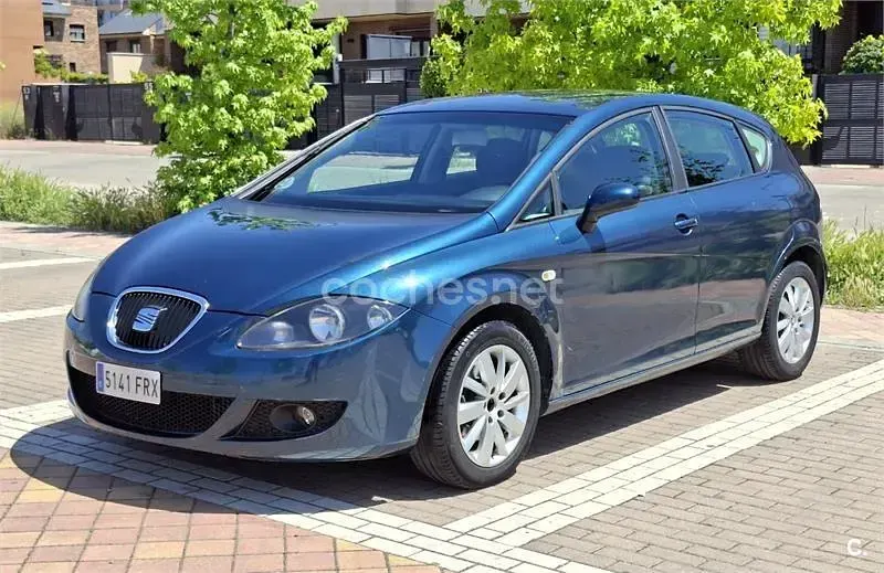 Käytetty Seat Leon Sport 105 HP (77 kW) 2007 Sininen Viistoperä