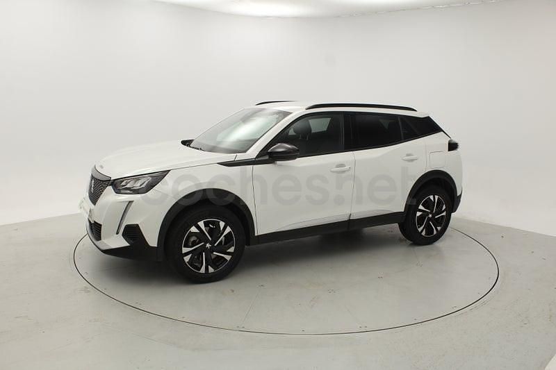 Usado Peugeot 2008 Allure 131 CV (96 kW) 2022 Blanco SUV
