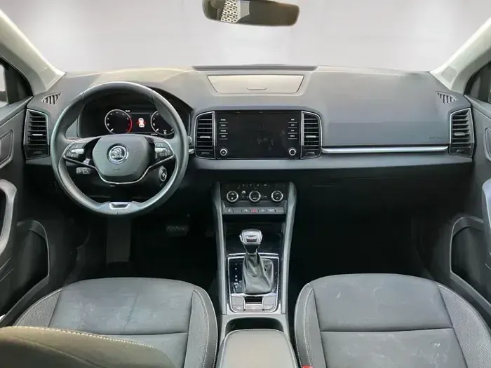 Usado Skoda Karoq Ambition 150 CV (110 kW) 2022 Azul SUV