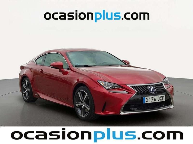 Usado Lexus RC300h Executive Line 223 CV (164 kW) 2017 Rojo Coupe