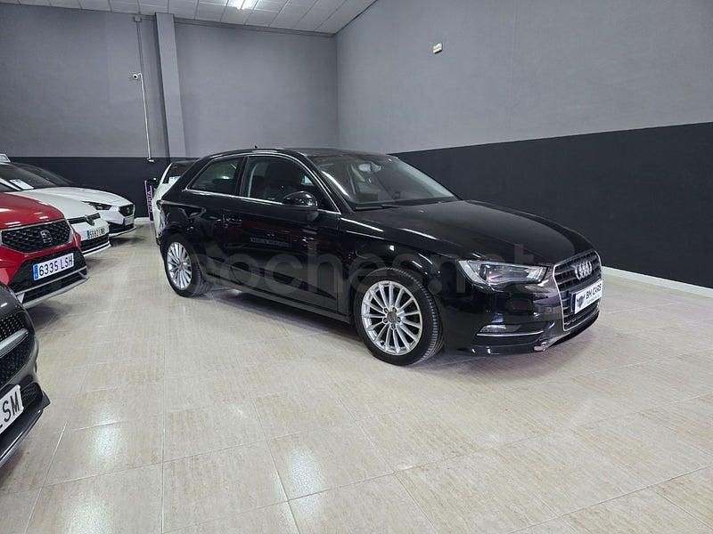 Usado Audi A3 Ambition 105 CV (77 kW) 2013 Negro Berlina