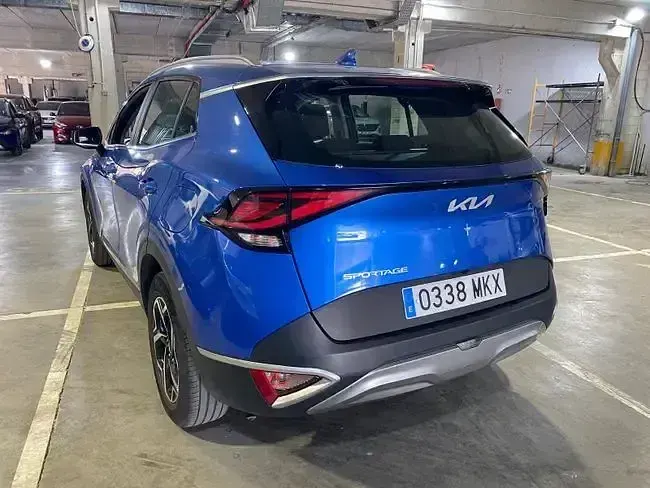 Usado Kia Sportage 150 CV (110 kW) 2023 Azul SUV