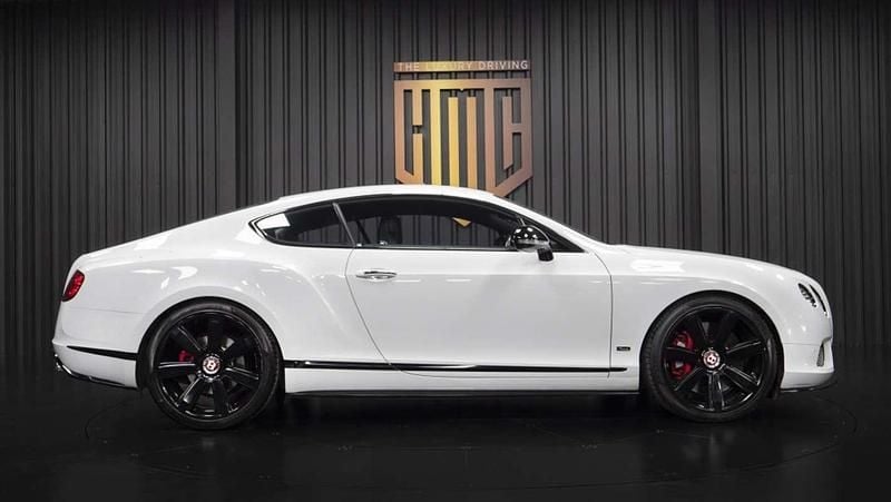 Usado Bentley Continental GT 528 CV (388 kW) 2015 Blanco Coupe