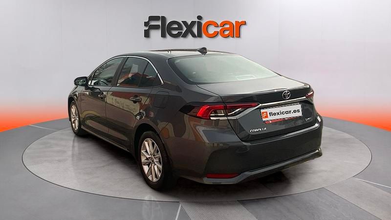 Usado Toyota Corolla Active 140 CV (102 kW) 2024 Gris Berlina