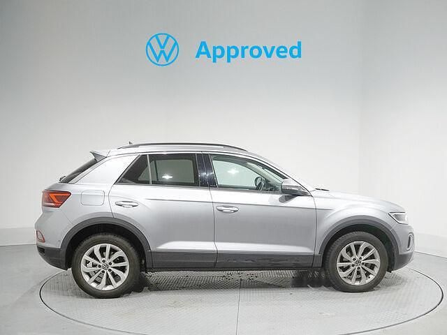 Usado VW T-Roc Life 150 CV (110 kW) 2023 Gris SUV