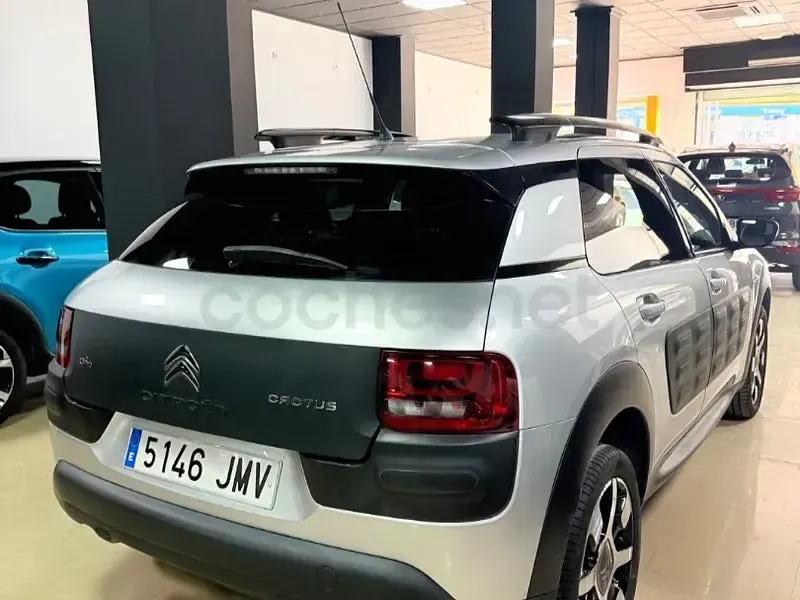 Usado Citroën C4 Shine Edition 100 CV (73 kW) 2017 Gris / plata Berlina