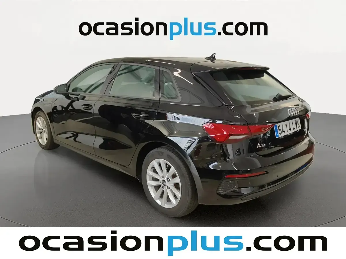 Usado Audi A3 e-tron 110 CV (80 kW) 2022 Negro Utilitario