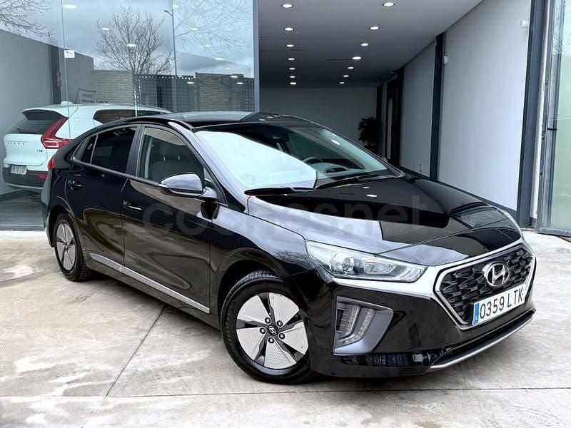 Usado Hyundai Ioniq 141 CV (103 kW) 2021 Negro Utilitario