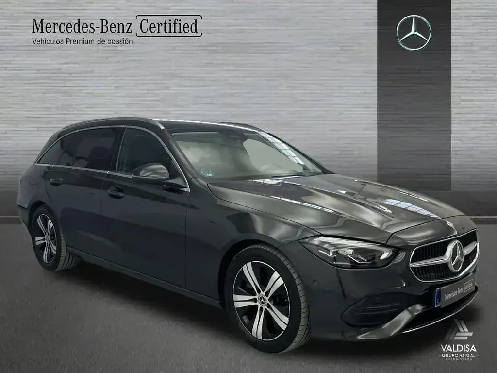 Usado Mercedes C220 Avantgarde 200 CV (147 kW) 2021 Gris grafito Familiar