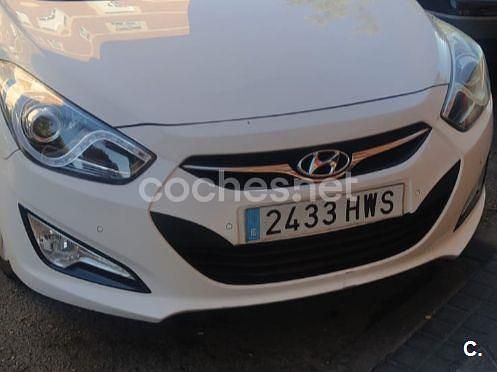 Blanco Usado 2014 Hyundai i40 Familiar | 5500 € (Buen precio) - Imagen 1/4