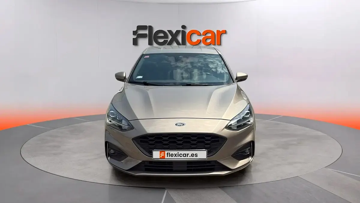 Usado Ford Focus Active 125 CV (91 kW) 2019 Gris Berlina