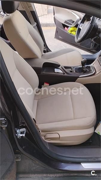 Usado Opel Insignia Cosmo 160 CV (117 kW) 2010 Negro Berlina