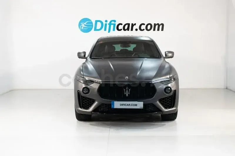 Usado Maserati Levante 350 CV (257 kW) 2019 Gris / plata SUV