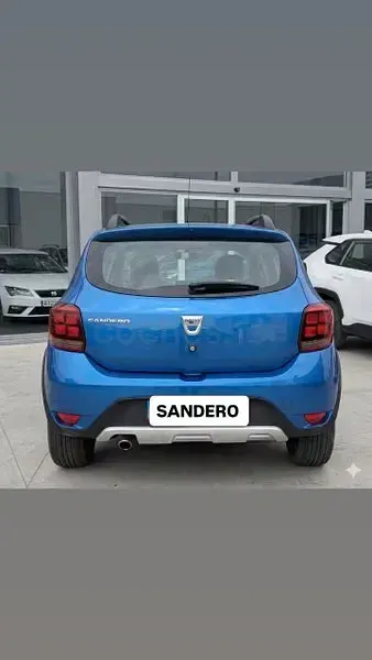 Brugt Dacia Sandero Stepway 90 HK (66 kW) 2017 Blå Sedan