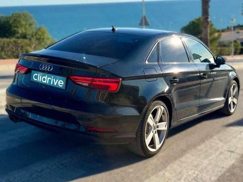 Używany Audi A3 Design 150 KM (110 kW) 2016 Czarny Sedan/Limuzyna