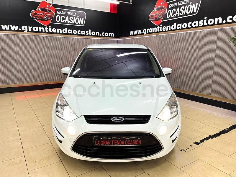Usado Ford S-MAX Titanium 140 CV (102 kW) 2013 Blanco Monovolumen