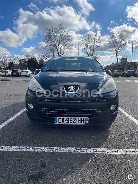 Negro Usado 2012 Peugeot 207 Active Berlina | 3500 € (Precio justo) - Imagen 1/4