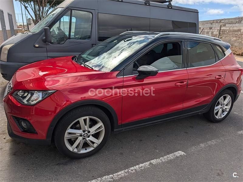 Usado Seat Arona Ecomotive 115 CV (84 kW) 2019 Rojo SUV