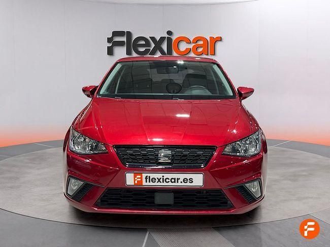 Usado Seat Ibiza Style 75 CV (55 kW) 2018 Rojo Utilitario