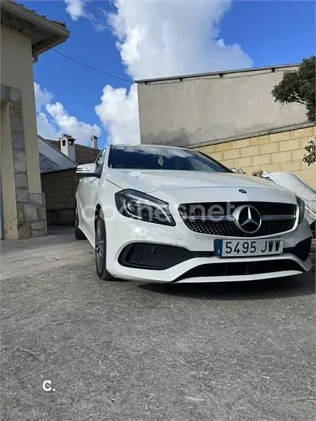 Usado Mercedes A200 AMG line 136 CV (100 kW) 2017 Blanco Berlina