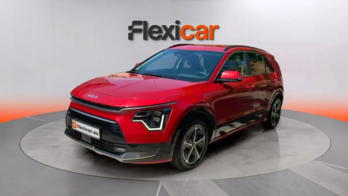 Usado Kia Niro 129 CV (94 kW) 2025 Rojo SUV
